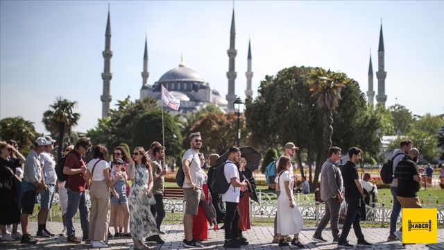İstanbul'a 2023'ün 11 ayında gelen yabancı turist yüzde 9 arttı