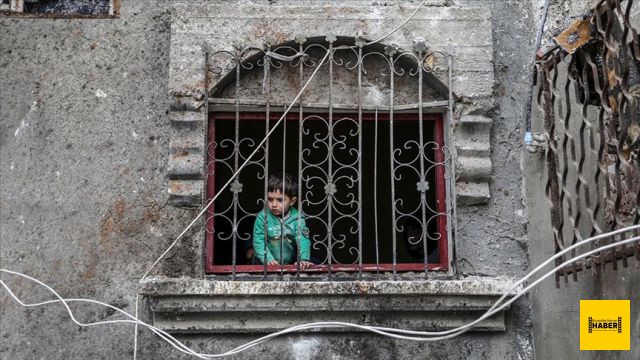 İsrail'in 134 gündür saldırılarını sürdürdüğü Gazze'de can kaybı 28 bin 858'e çıktı