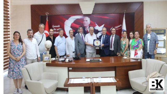 TÜRKİYE GAZETECİLER FEDERASYONU (TGF) BAŞKANI YILMAZ KARACA, EREĞLİ GAZETECİLER DERNEĞİ VE BELEDİYE BAŞKANI HALİL POSBIYIK’I ZİYARET ETTİ