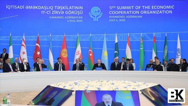 Azerbaycan Cumhurbaşkanı Aliyev: Azerbaycan, çeşitli hatlarla 12 ülkeye doğalgaz ihraç ediyor