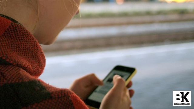 Belçika'da okullarda cep telefonu yasağı 2025-2026'da yürürlüğe giriyor