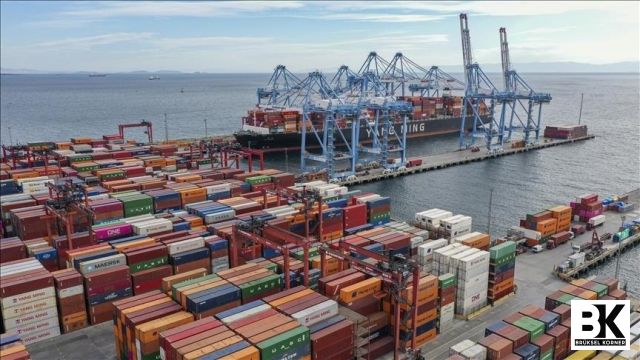 Türkiye'den yılın ilk yarısında Türk cumhuriyetlerine yaklaşık 5,1 milyar dolarlık rekor ihracat