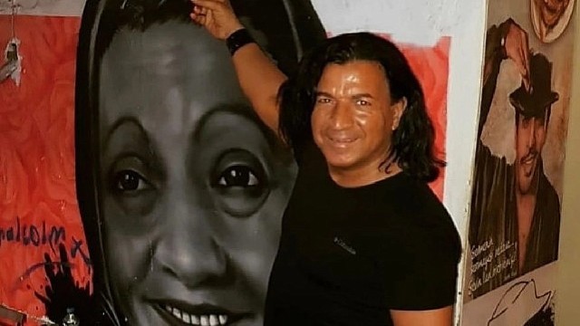 Adil Palta, ’Bizden Bize’ ile kaldığı yerden devam ediyor