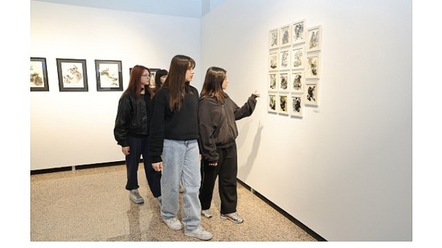 &apos;Varlığın Arayüzü’ Sergisi Sefaköy Galeri Küp’te