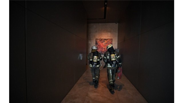 47 katlı binada nefes kesen tatbikat