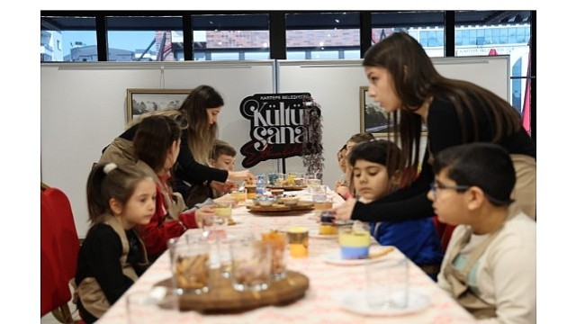 Kartepeli Öğrencilerin Yarıyıl Tatili Sanatla Renkleniyor