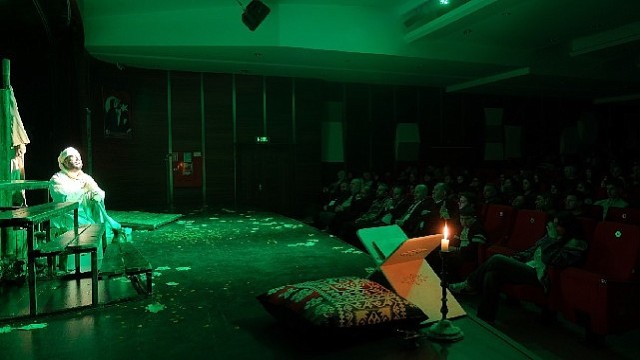 Şehir Tiyatroları’na İnegöl’de alkış yağmuru