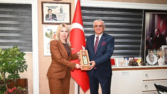 AÜ Rektörü Özkan Kemer Belediyesi’nde