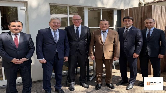 Diplomatie multilatérale : rencontre entre l’ambassadeur allemand Thomas Schieb et les représentants d’Asie centrale
