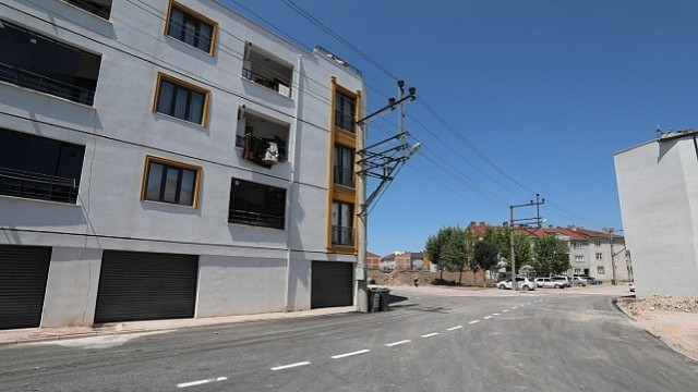 Başkan Taban Tamamlanan Asfalt Ve Otopark Çalışmalarını Yerinde İnceledi