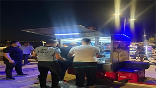 Karantina Parkı’nda izinsiz seyyar satışa ortak denetim