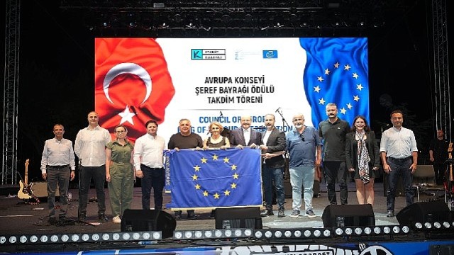 Kadıköy Belediyesi’ne ’Şeref Bayrağı’ Ödülü