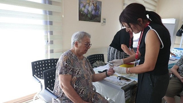 Konak’ın 'İleri Yaş’ üyelerine ücretsiz sağlık taraması