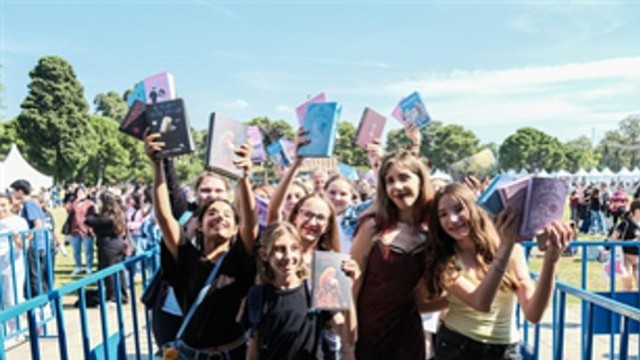 Kültürpark’ta kitap ve yazar buluşmaları sürüyor