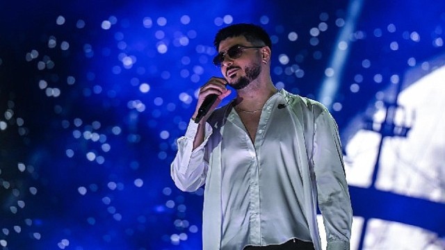 Semicenk ve ’İki Kişilik Oyun’ ile fuarda sanat dolu gece