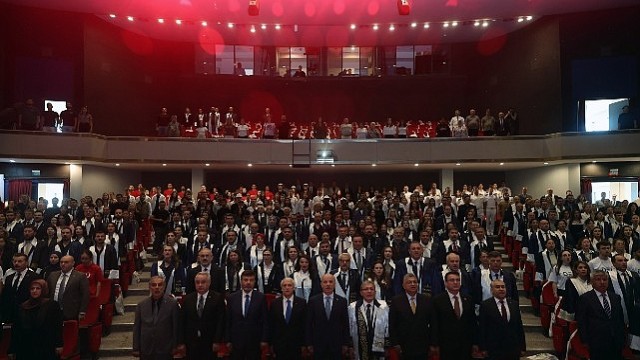 DEÜ’de 2026-2027 Akademik Yılı Coşkuyla Başladı