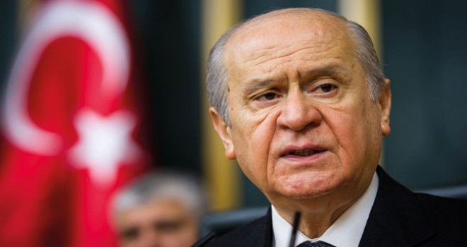 Devlet Bahçeli'den Kurultay'a sert tepki