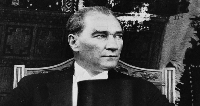 Büyük Önder Atatürk'ün ebediyete intikalinin 82'nci yılı