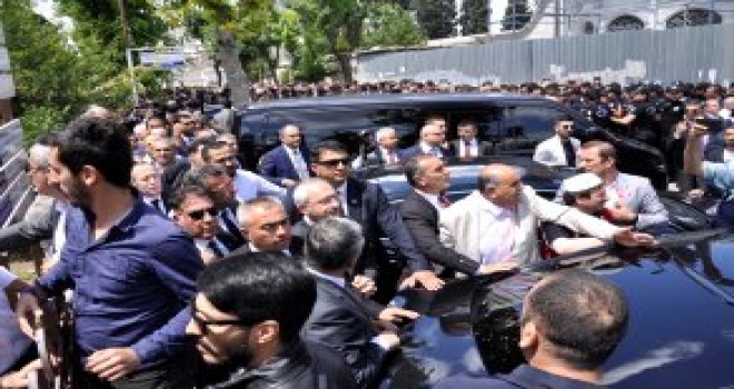 Kılıçdaroğlu: Şehit Cenazesinde Bana Kurşun Attılar, Pabuç Bırakmam