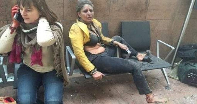 Hostes 25 gün sonra komadan uyandı: 'Bana baktı ve gülümsedi'