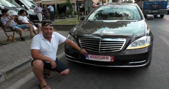 Belçika'da Yaşayan Gurbetçinin Sınır Tanımayan 'Atatürk' Sevgisi