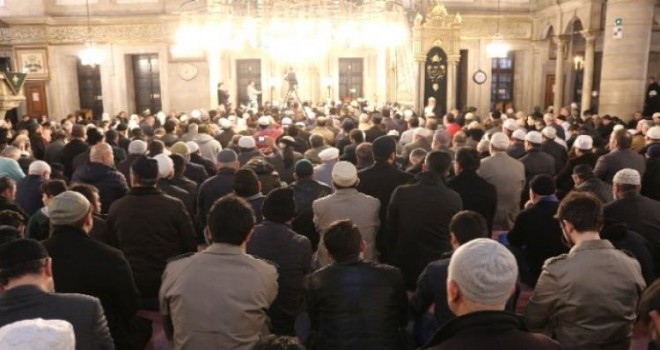 Erbakan Eyüp Sultan'da dualarla anıldı