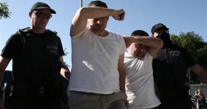 Yunanistan'a Kaçan Firari Askerler Üç Ülkeden Sığınma Hakkı İstedi