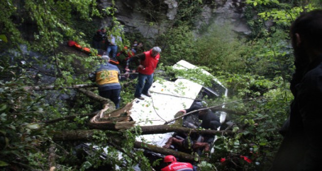 Zonguldak'ta Trafik Faciası: 10 Ölü 25 Yaralı