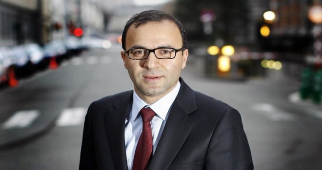 Veli Yüksel, Demir’in Türk Vatandaşlığından Çıkma Kararına Yanıt Verdi