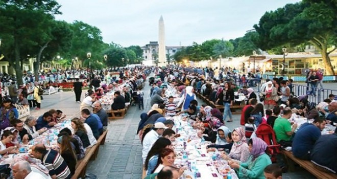 İlk teravih ilk sahur bu gece