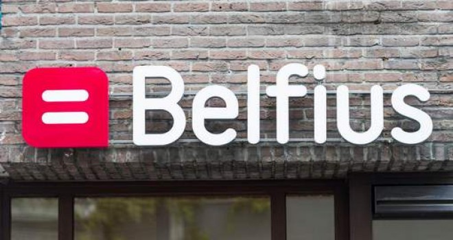 Belfius bankası, ev kredisinden para alan müşterilerini gizlilik yemini ile görevlendiriyor