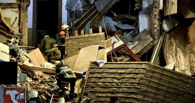 Anvers'te meydana gelen doğalgaz patlamasında 2 ölü, 6'sı ağır 14 yaralı
