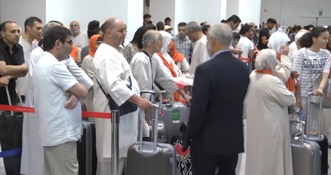 THY Avrupa'dan ilk hac kafilesini kutsal topraklara taşıdı