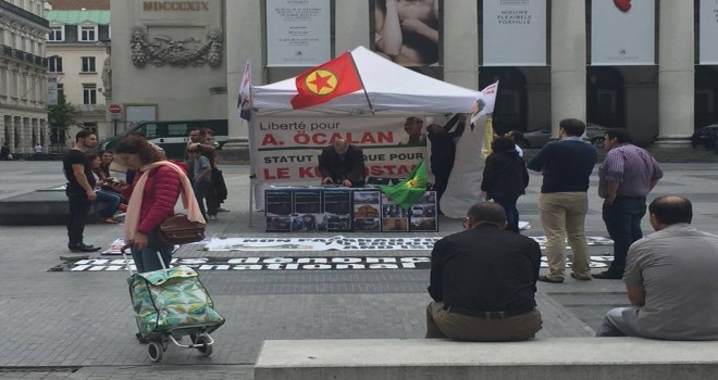 PKK çadırı Brüksel'de yeniden kuruldu!!!