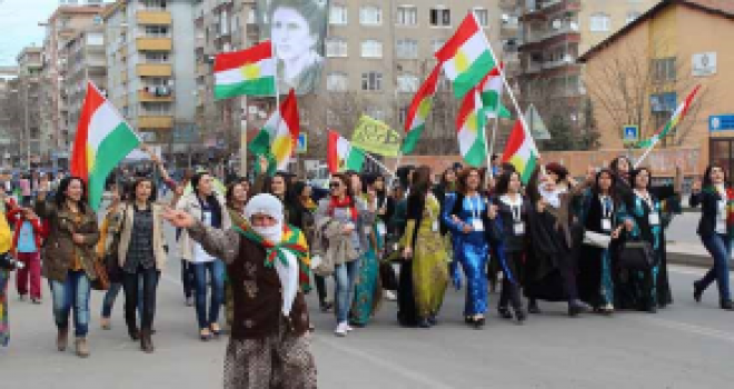 Kürt Siyasetine Yeni Parti! Barzani'yi Örnek Alacaklar
