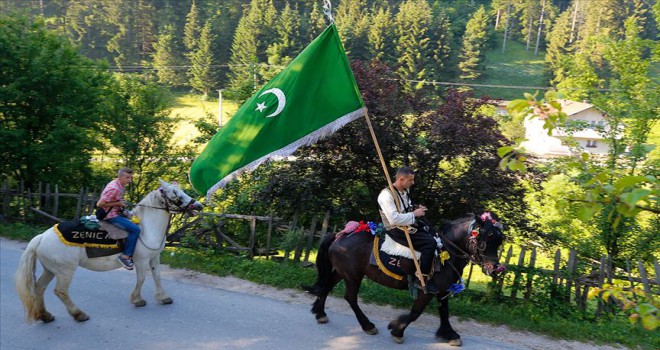 Bosna Hersek'teki 510. Ayvaz Dede Şenlikleri'ne katılacak atlılar Karaula'dan yola çıktı