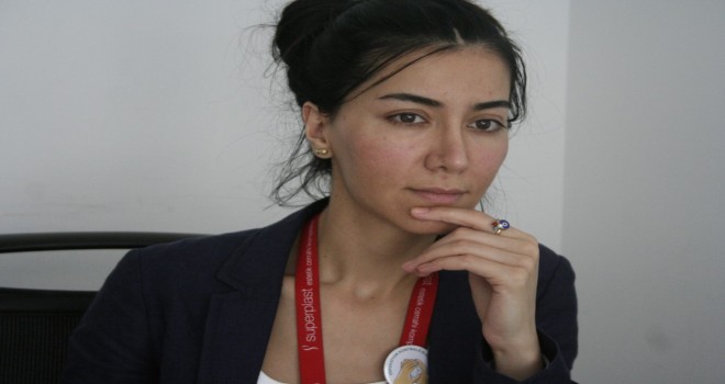 SAÇLARI GÜNEŞTEN KORUMANIN YOLLARI