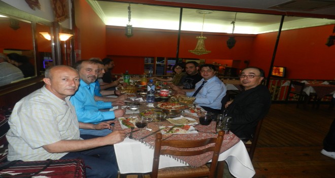 BRÜKSEL BASIN MÜŞAVİRİ VEYSEL FİLİZ BELÇİKADAKİ BASIN MENSUPLARIYLA İSTİŞARE TOPLANTISI YAPTI