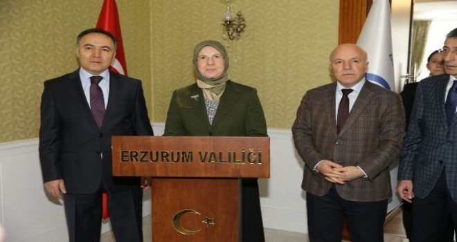"Kadın olmadan yeni bir medeniyet inşa etmek mümkün değildir”
