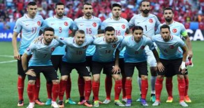 Her Şey Bitmiş Değil! A Milli Takım Gruptan Nasıl Çıkar?