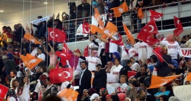 AK Parti'de kongre günü