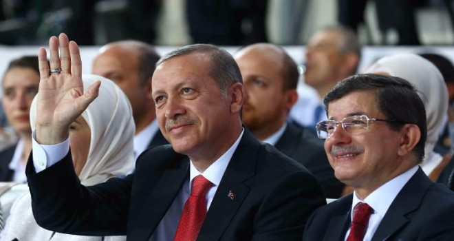 Davutoğlu: Tezimiz yüzde 100 başkanlık sistemi