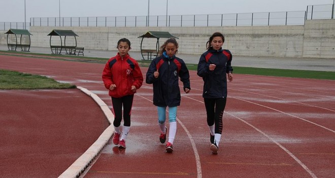 'Biz 'Postacı Adem'den hızlıyız'