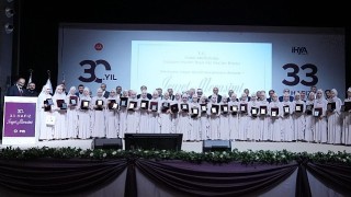 İhya Vakfı’nın 30. Yılında 33 Hafız İcazetlerini Aldı